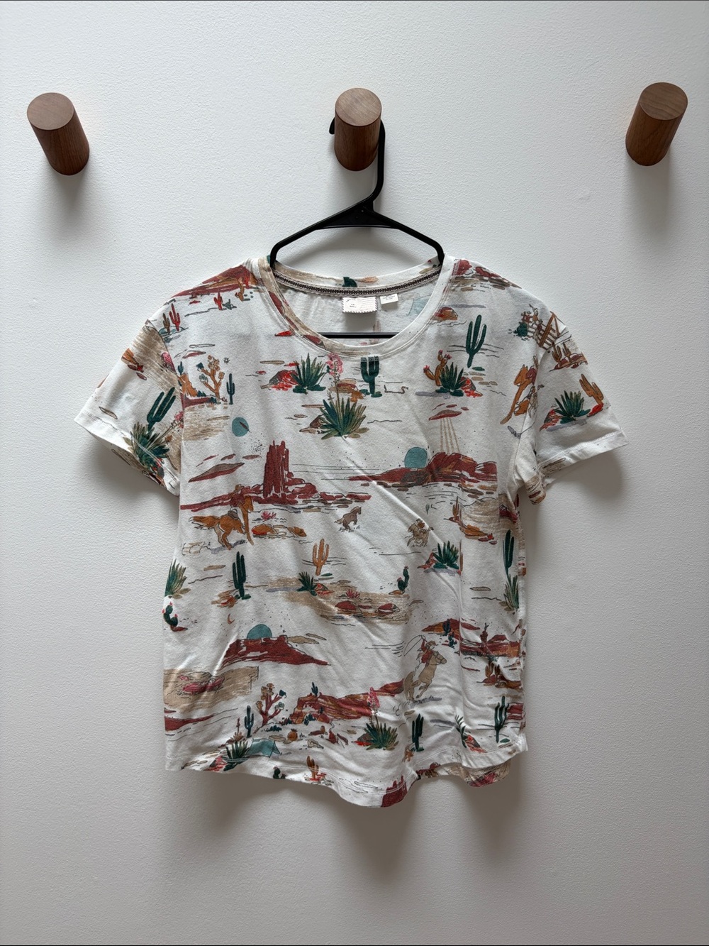 Anthropologie Women's Desert Print Short Sleeve Tee - White